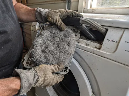 Cleaning Dryer Lint Trap service in Fort Lauderdale, FL